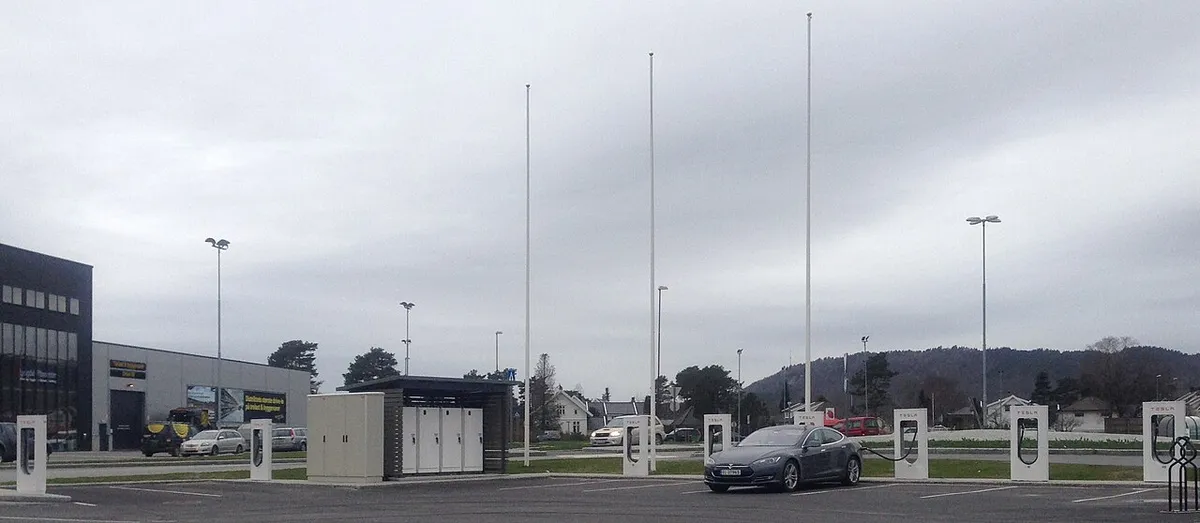 Tesla Model S charging at the Tesla Supercharger in Lyngdal, Norway